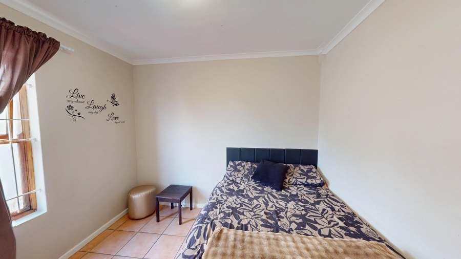 2 Bedroom Property for Sale in Onverwacht Western Cape